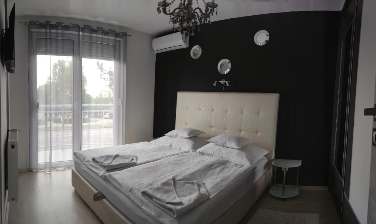 Ikon Apartman Hajdúszoboszló Buitenkant foto