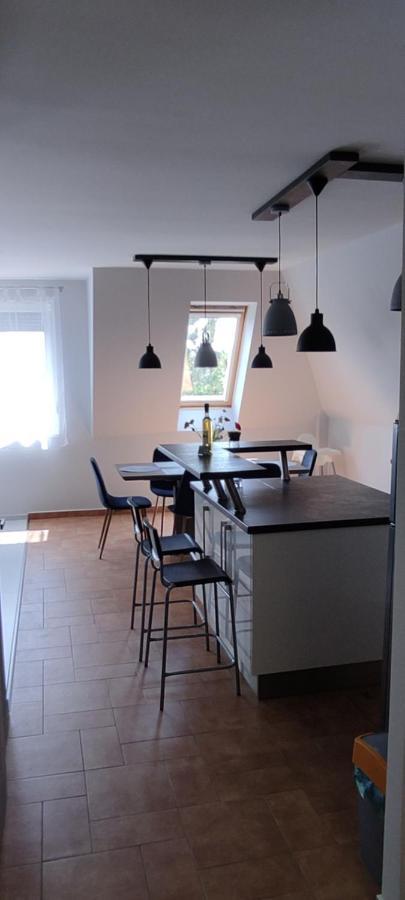 Ikon Apartman Hajdúszoboszló Buitenkant foto